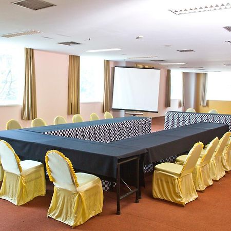 Nam Center Hotel Kemayoran Jakarta Eksteriør billede