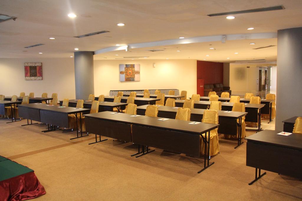 Nam Center Hotel Kemayoran Jakarta Eksteriør billede