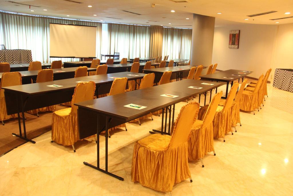 Nam Center Hotel Kemayoran Jakarta Eksteriør billede